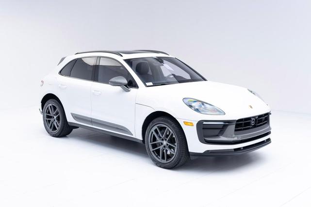 Photo of 2024 White Porsche Macan