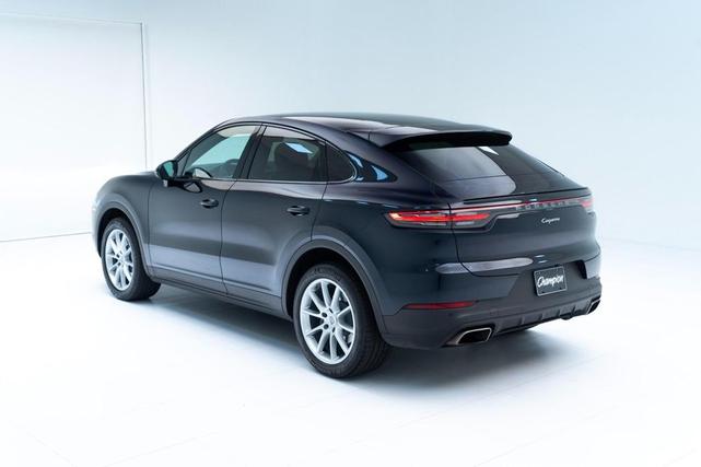 Photo of 2022 Moonlight Blue Metallic Porsche Cayenne