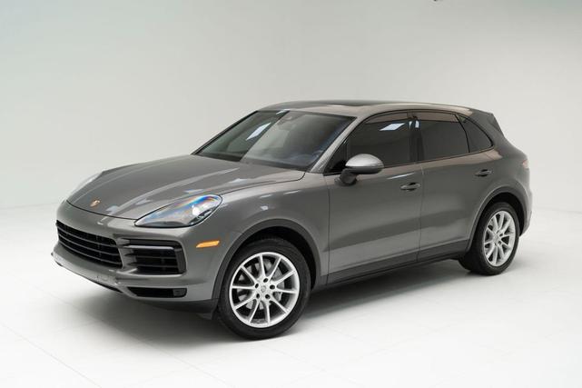 Photo of 2020 Quartzite Grey Metallic Porsche Cayenne