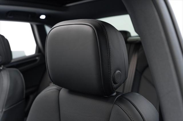 Photo of 2024 Carrara White Metallic Porsche Macan