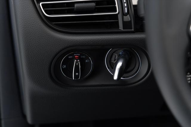 Photo of 2024 Carrara White Metallic Porsche Macan