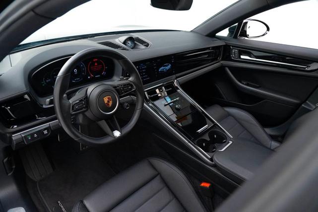 Photo of 2024 Black Porsche Panamera