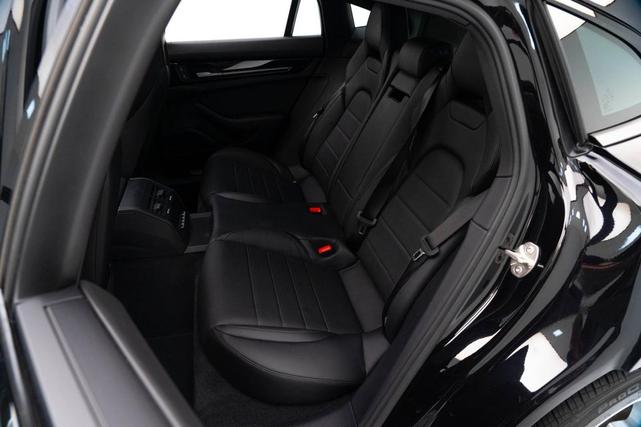 Photo of 2024 Black Porsche Panamera
