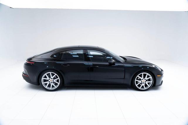 Photo of 2024 Black Porsche Panamera