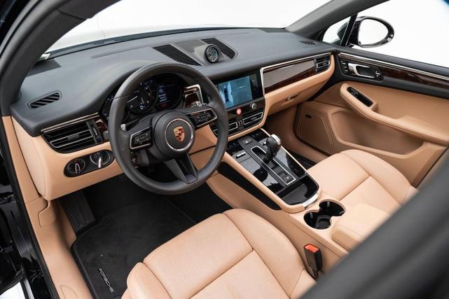 Photo of 2025 Black Porsche Macan