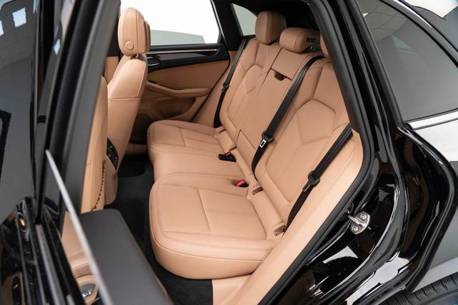 Photo of 2025 Black Porsche Macan