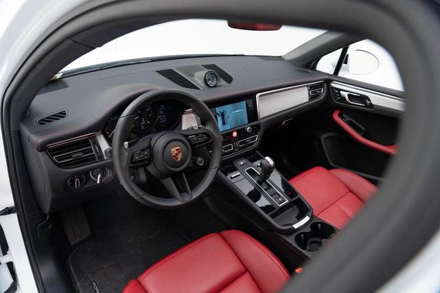 Photo of 2025 Carrara White Metallic Porsche Macan