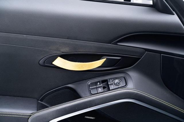 Photo of 2019 Black Porsche 911
