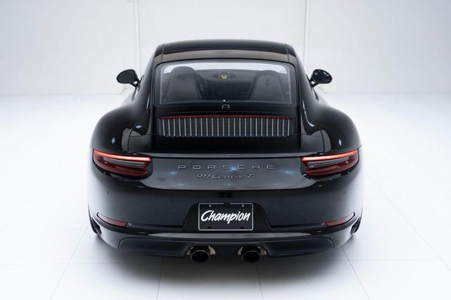 Photo of 2019 Black Porsche 911