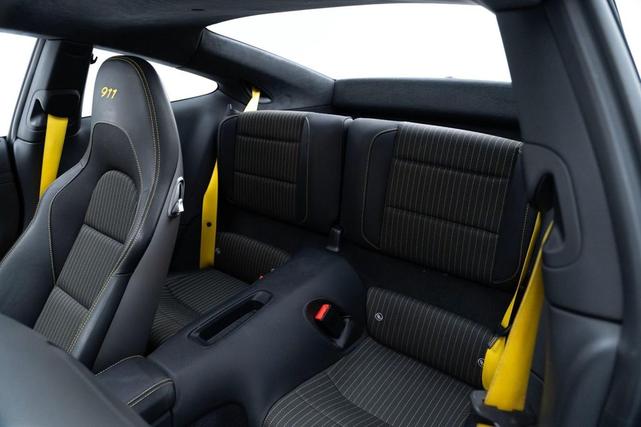 Photo of 2019 Black Porsche 911