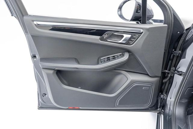 Photo of 2025 Volcano Grey Metallic Porsche Macan