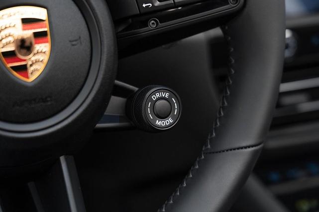 Photo of 2025 Volcano Grey Metallic Porsche Macan
