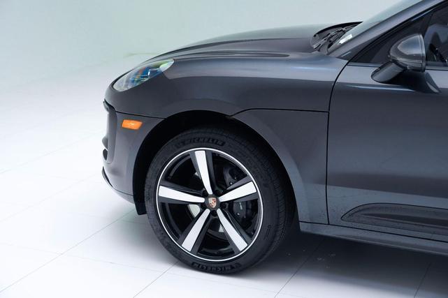 Photo of 2025 Volcano Grey Metallic Porsche Macan