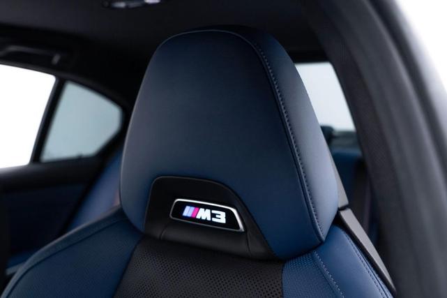 Photo of 2025 Frozen Brilliant White Metallic BMW M3