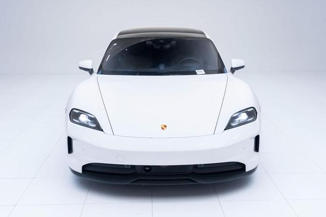 Photo of 2025 White Porsche Taycan
