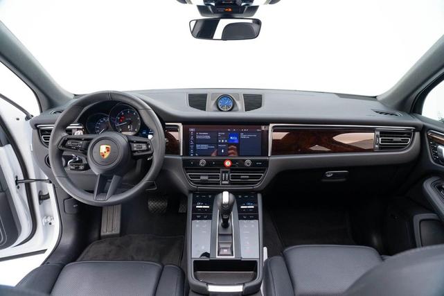 Photo of 2025 Carrara White Metallic Porsche Macan