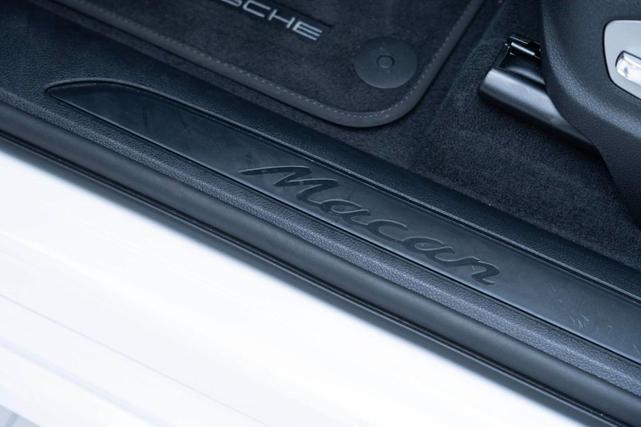 Photo of 2025 Carrara White Metallic Porsche Macan