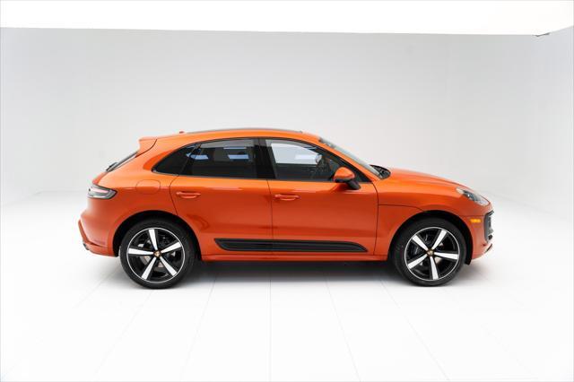 Photo of 2024 Papaya Metallic Porsche Macan