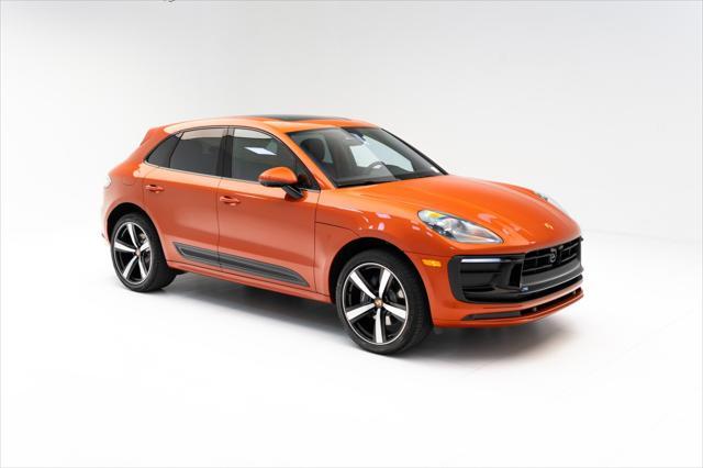 Photo of 2024 Papaya Metallic Porsche Macan