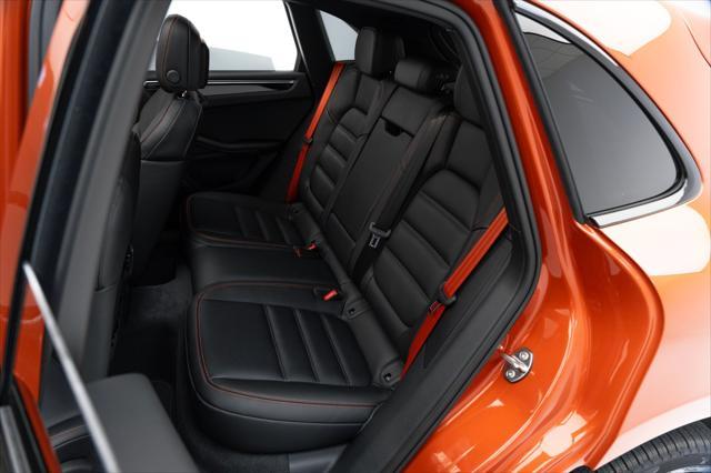 Photo of 2024 Papaya Metallic Porsche Macan