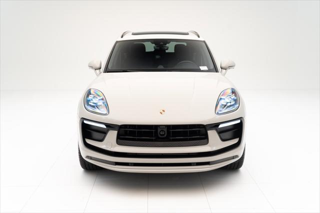 Photo of 2024 Chalk Porsche Macan