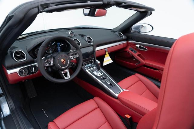 Photo of 2025 Vanadium Grey Metallic Porsche 718 Boxster