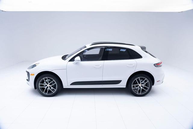 Photo of 2025 Carrara White Metallic Porsche Macan