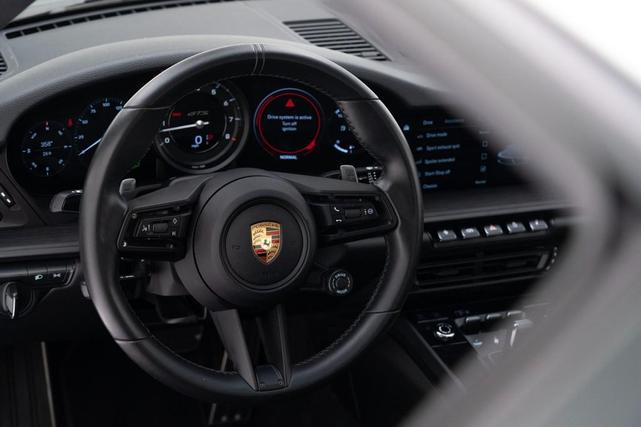 Photo of 2022 White Porsche 911
