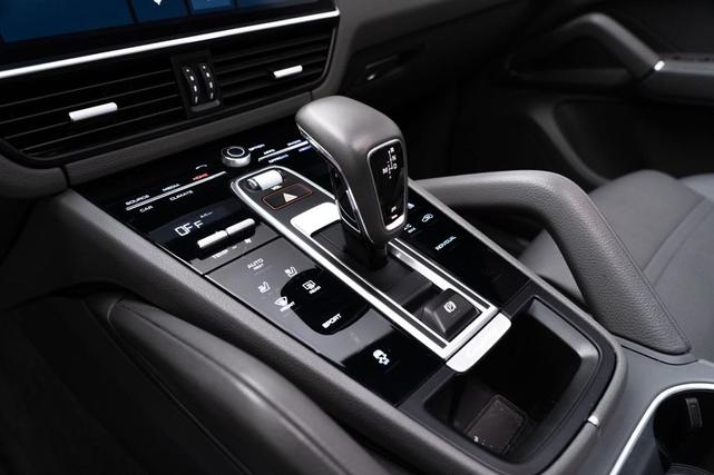 Photo of 2021  Porsche Cayenne