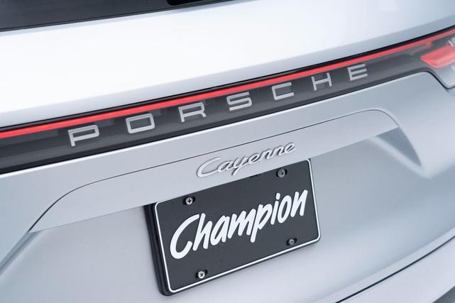 Photo of 2021  Porsche Cayenne