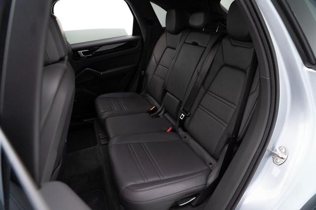 Photo of 2021  Porsche Cayenne