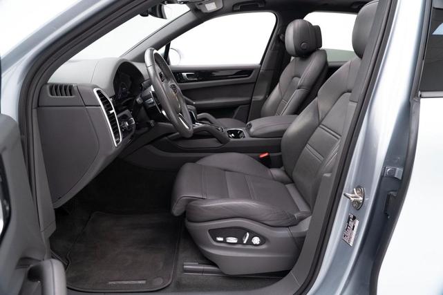 Photo of 2021  Porsche Cayenne