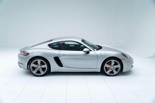 Photo of 2024 GT Silver Metallic Porsche 718 Cayman
