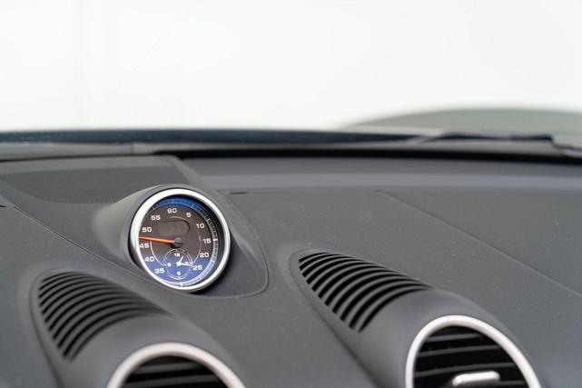 Photo of 2025 Aventurine Green Metallic Porsche 718 Boxster