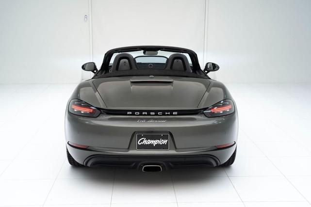 Photo of 2025 Aventurine Green Metallic Porsche 718 Boxster