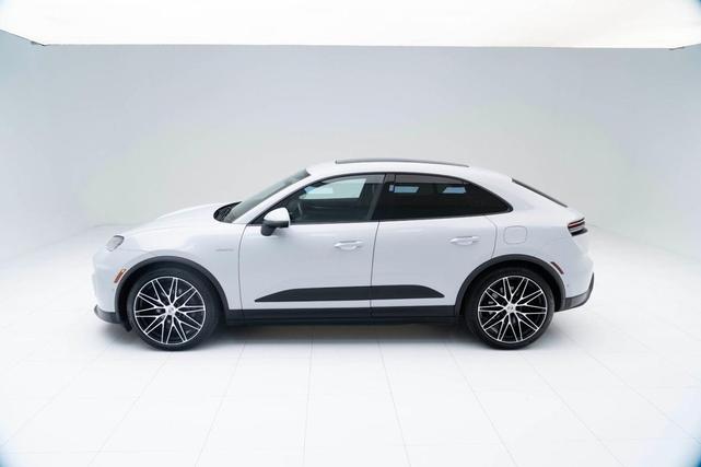 Photo of 2024 Ice Grey Metallic Porsche Macan