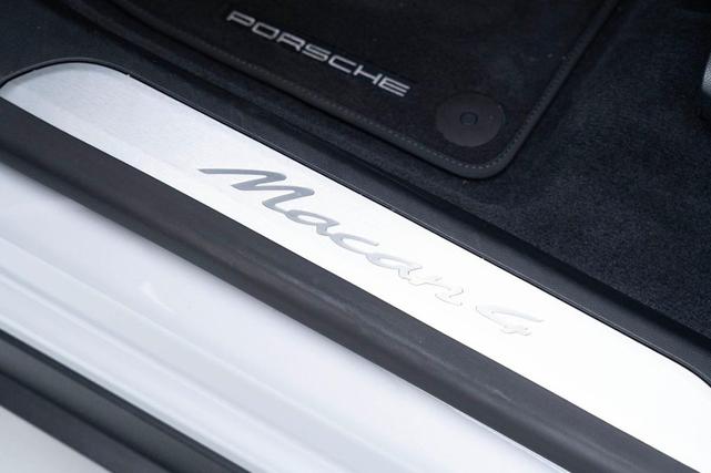 Photo of 2024 Ice Grey Metallic Porsche Macan