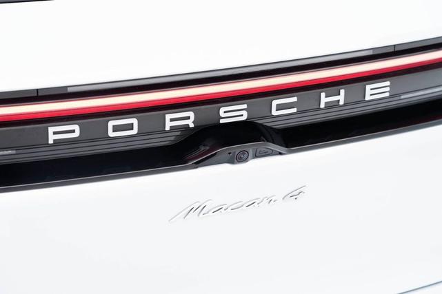 Photo of 2024 Ice Grey Metallic Porsche Macan