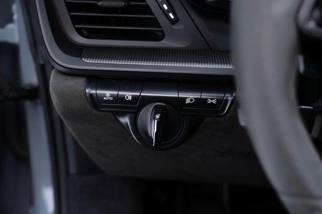 Photo of 2023 Arctic Grey Porsche 911