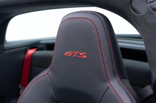 Photo of 2023 Arctic Grey Porsche 911