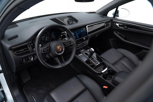 Photo of 2022 Dolomite Silver Metallic Porsche Macan