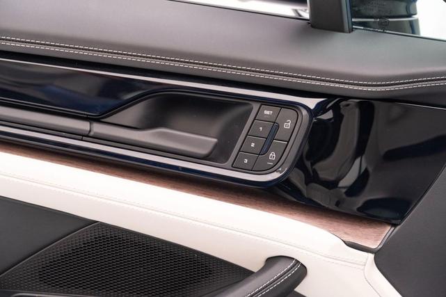 Photo of 2025 Lugano Blue Porsche Panamera