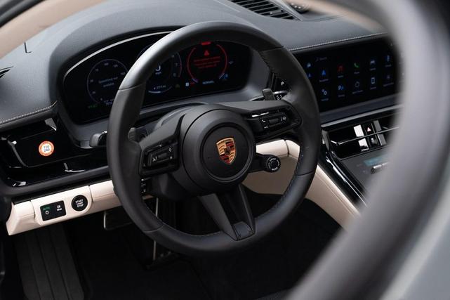 Photo of 2025 Volcano Grey Metallic Porsche Panamera