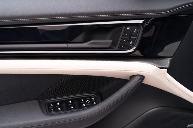 Photo of 2025 Volcano Grey Metallic Porsche Panamera