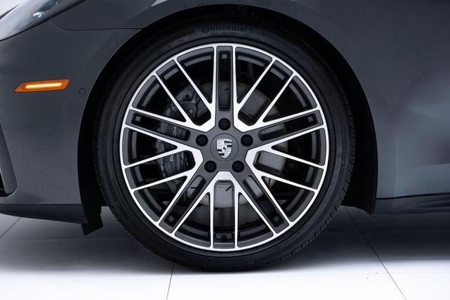 Photo of 2025 Volcano Grey Metallic Porsche Panamera