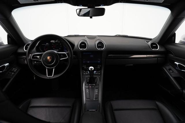 Photo of 2019 GT Silver Metallic Porsche 718 Cayman