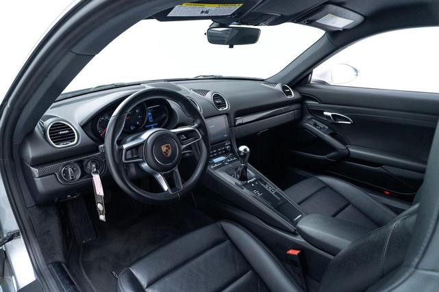 Photo of 2019 GT Silver Metallic Porsche 718 Cayman