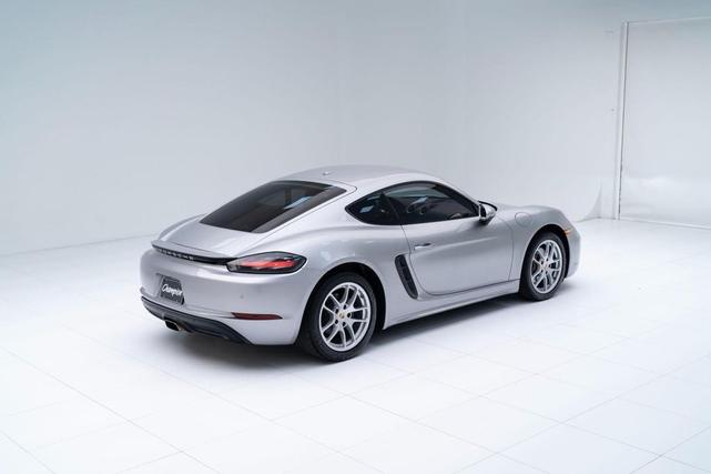 Photo of 2019 GT Silver Metallic Porsche 718 Cayman