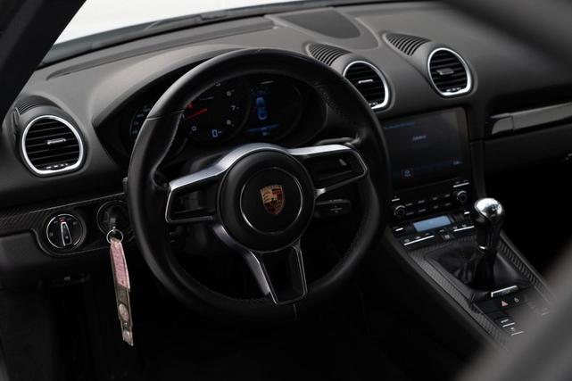 Photo of 2019 GT Silver Metallic Porsche 718 Cayman