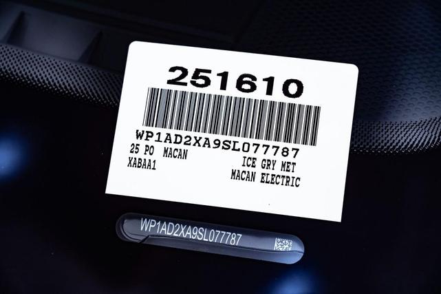 Photo of 2025 Ice Grey Metallic Porsche Macan